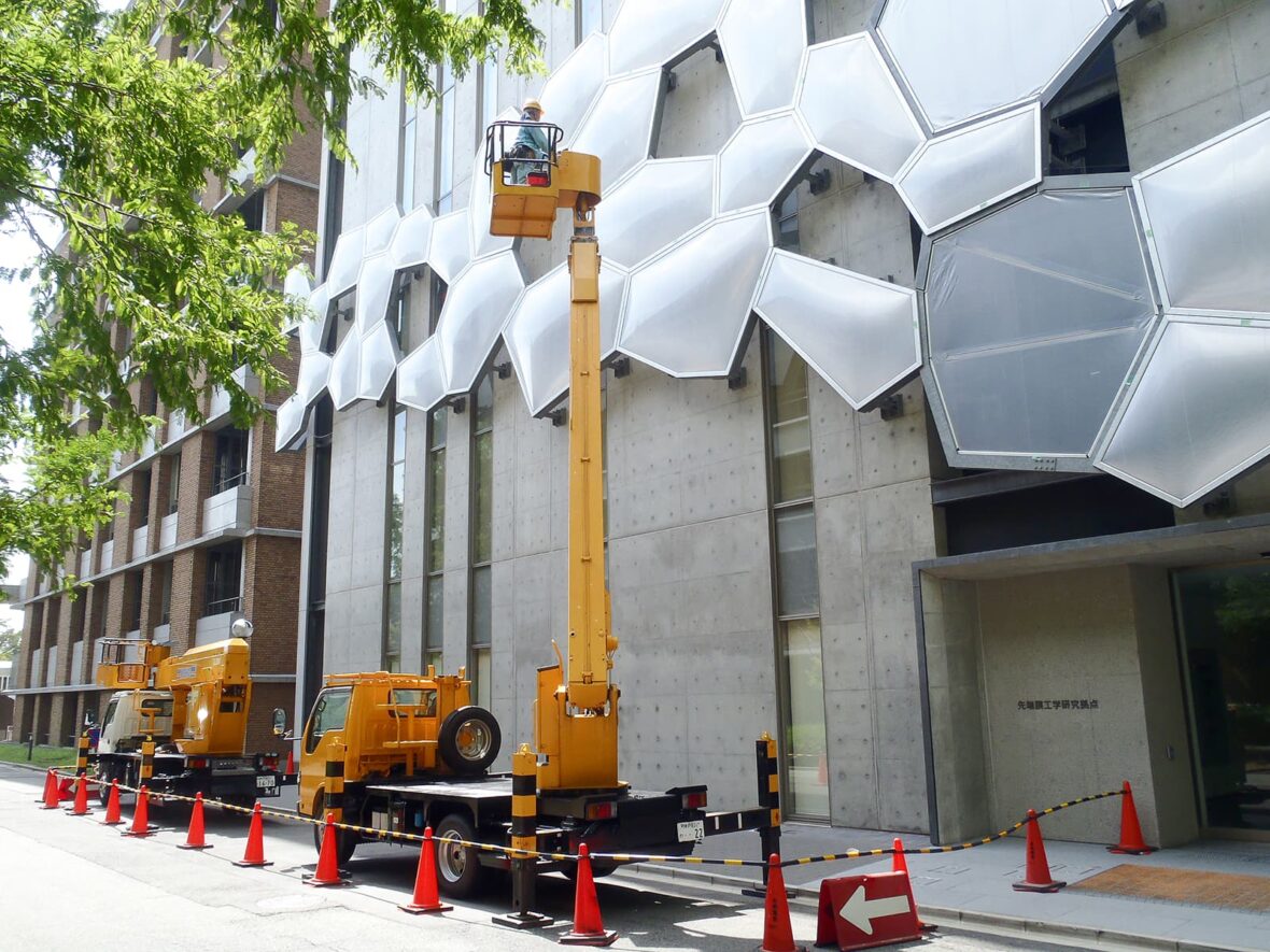 神戸大学先端膜工学研究拠点外部照明設備改修工事-施工中